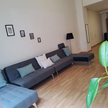 Appartamento Nice Duplex Barcellona Esterno foto